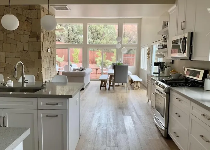 Holiday home 1 Home! Epic Mountain Views With Pool & Hot Tub Sedona