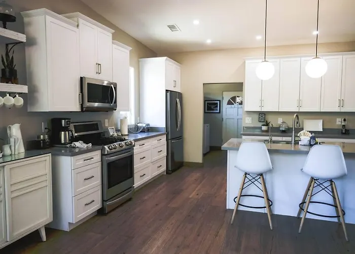 1 Home! Epic Mountain Views With Pool & Hot Tub Sedona